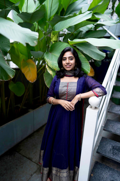Poovitha [SZ119]