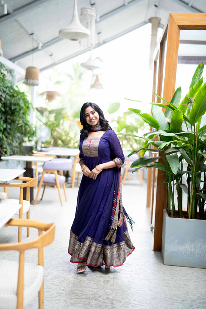 Poovitha [SZ119]