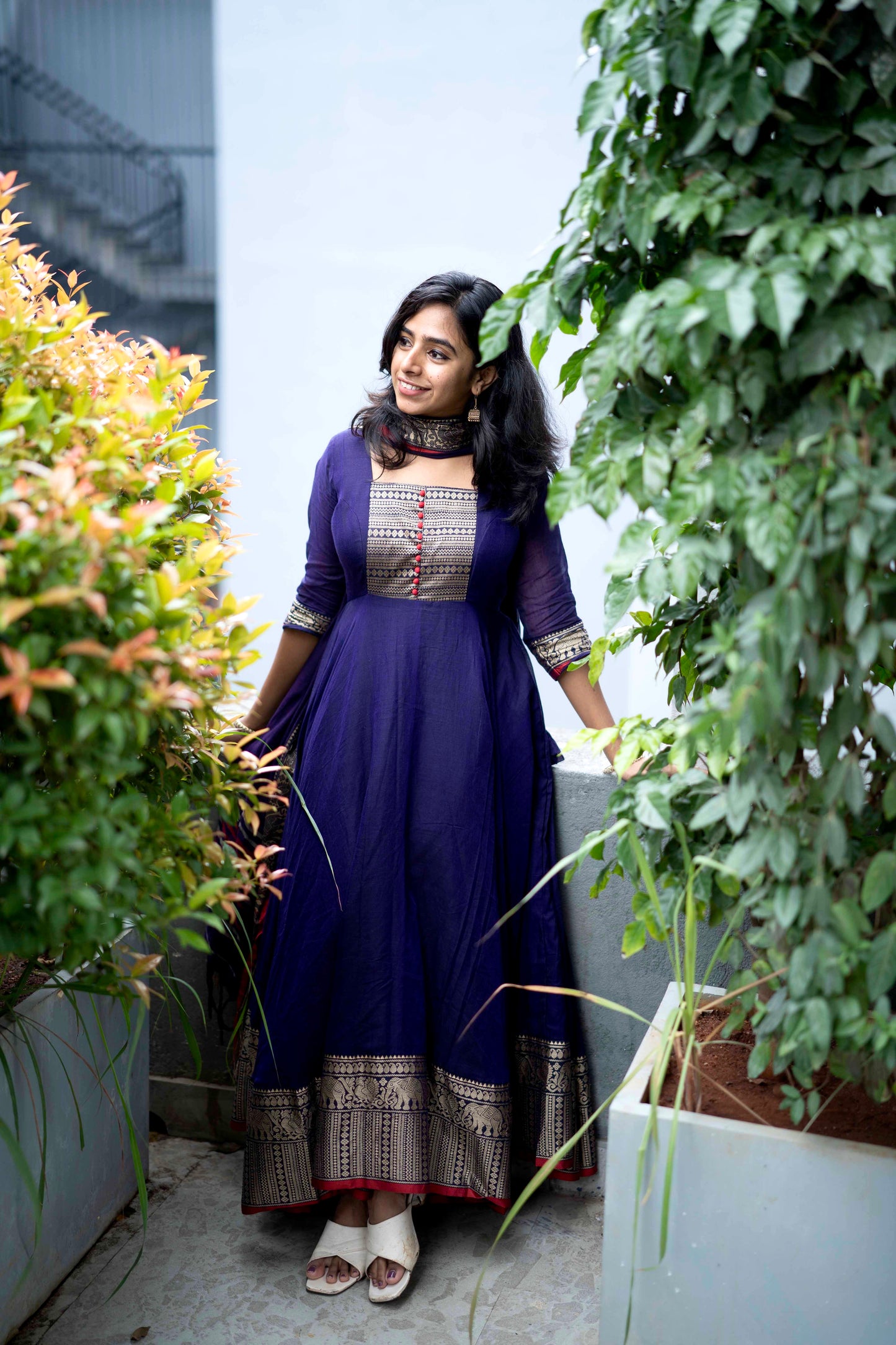 Poovitha [SZ119]