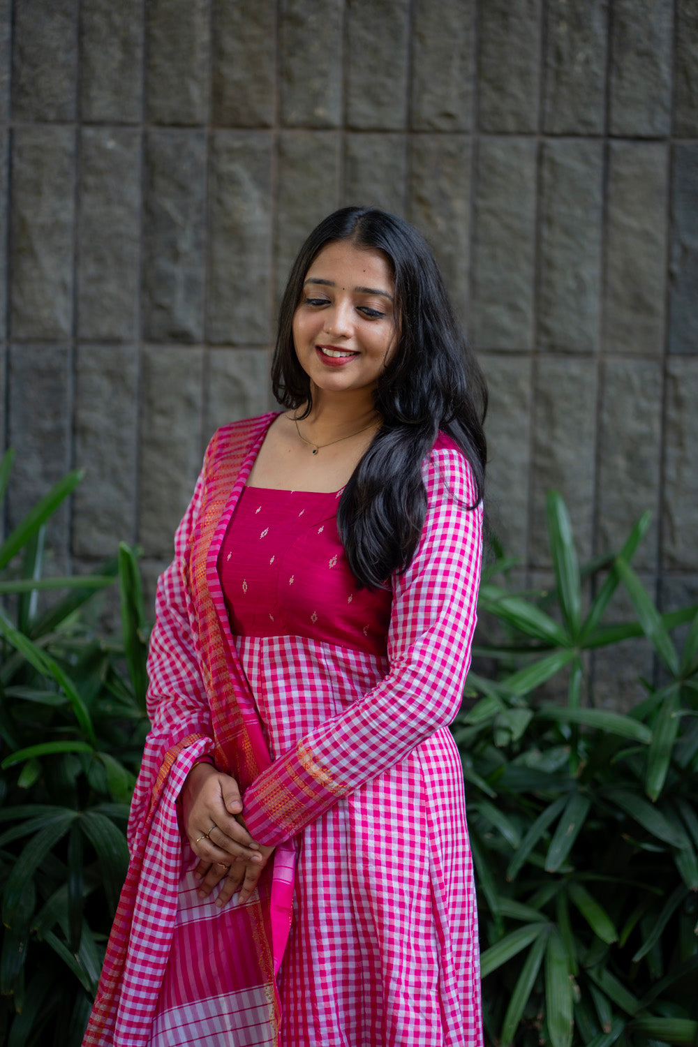 Kavi Nila [SZ159]