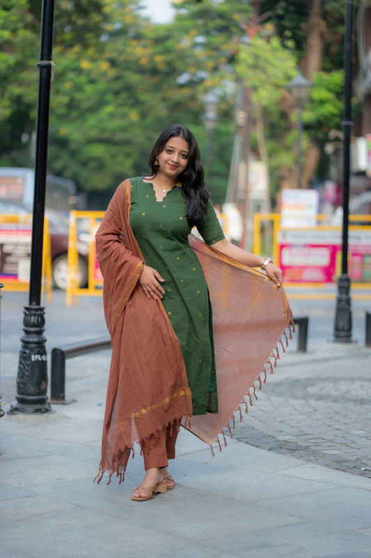 Dheema set [SZ152]