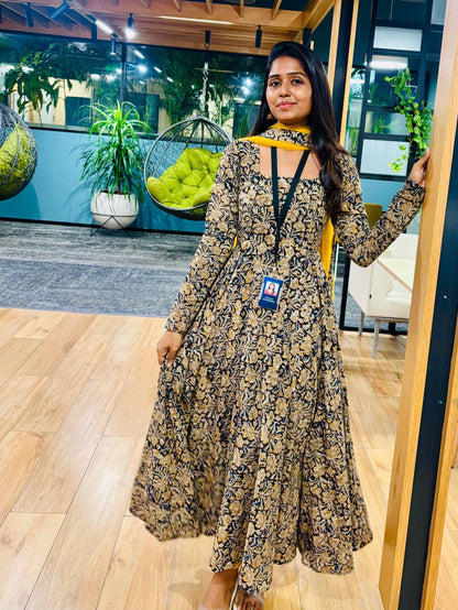 Dhivya Bharathi [ SZ133 ]