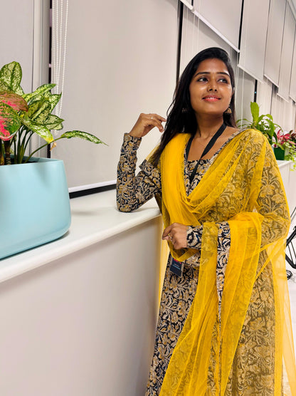 Dhivya Bharathi [ SZ133 ]