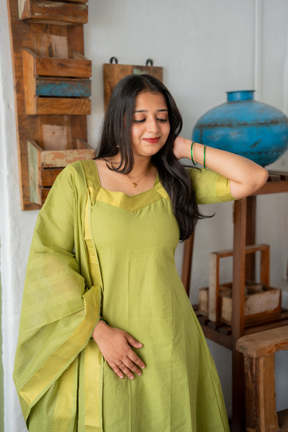 Manija - Green