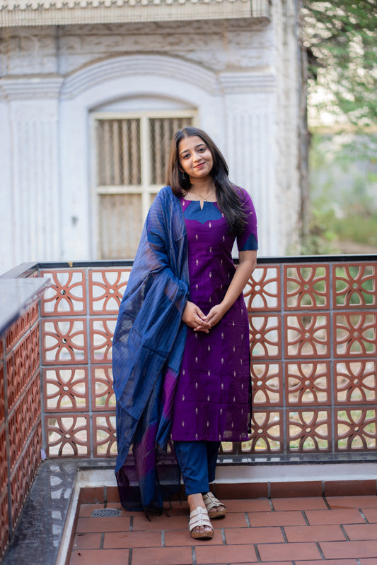 Yashana set